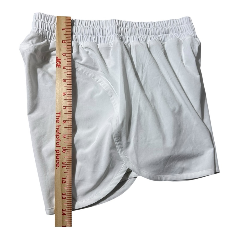 Beyond Yoga Stretch Woven In Stride Lined Shorts 3 Inch Inseam White - Picture 8 of 9